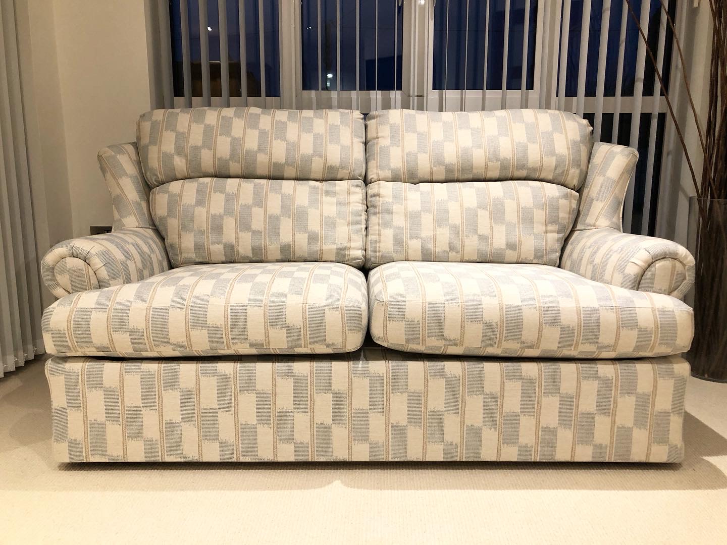 Traditional Jobs Mulberry Furnishings (1)